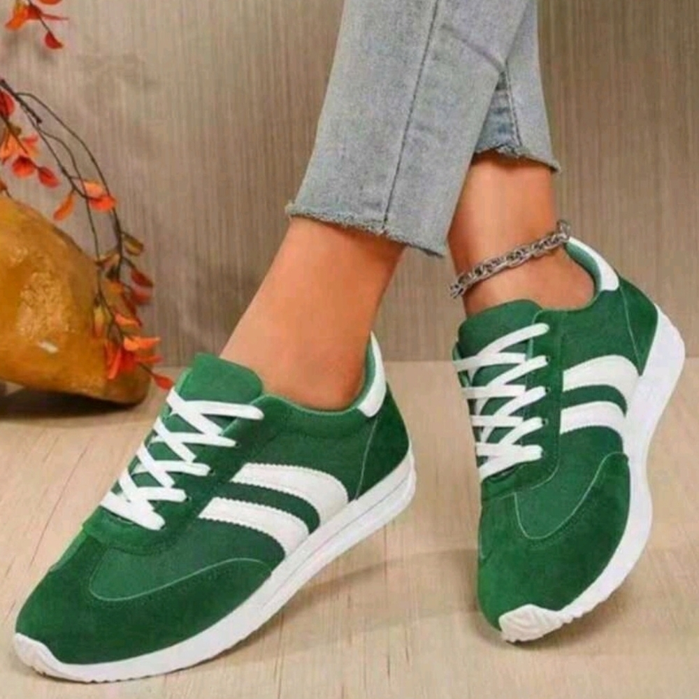 Stylish Green Women's Sneakers